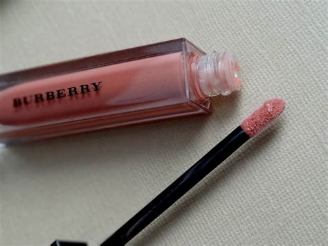 burberry cameo nude 21|reviews of No. 21 Cameo Nude, a Burberry Burberry Kisses Gloss.